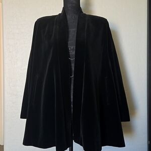 Gorgeous Vintage Black Velvet Swing Coat, must see details! Size small/xs